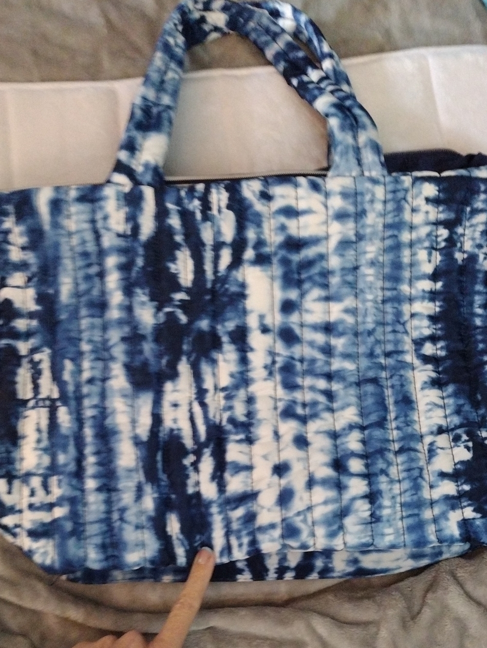Blue Tie-Dye Quilted Tote Bag - Casual Tote